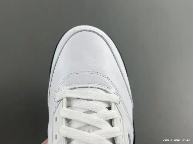 Reps LUCY 5 'WHITE JORDAN RETRO DD0587-110 AIR BLACK' 0509
